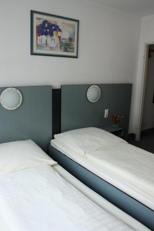 Hotel Diplomat Francfort-sur-le-Main Chambre photo