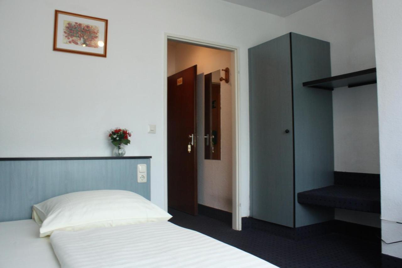Hotel Diplomat Francfort-sur-le-Main Chambre photo